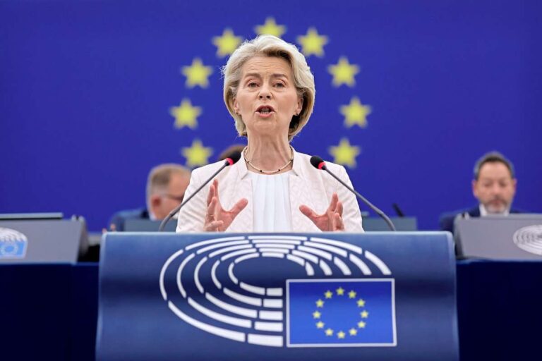 Ursula von der Leyen: az EU másfél milliárd eurót utal Ukrajnának a befagyasztott orosz pénzeszközökből