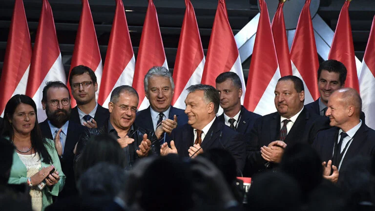 IDEA: a biztos pártválasztóknál nőtt a Fidesz és a Tisza támogatottsága, de maradt a különbség a két párt között