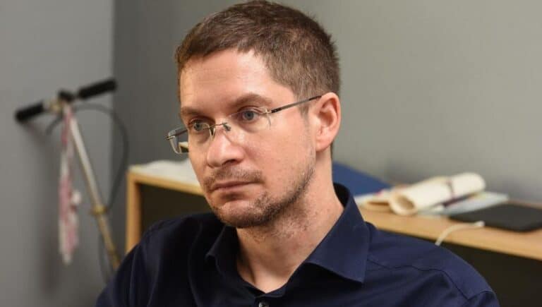 Elhunyt Karsai Dániel