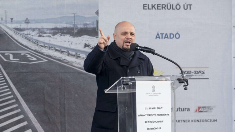 Botrányok és felelőtlen pénzszórás a háttérben: Közel félmilliárdos hiánnyal hagyta magára Bátonyterenyét a korábbi fideszes vezetés