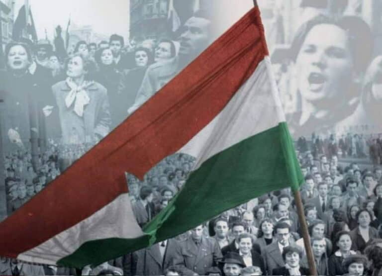 Magyar Péter: Az 1956-os lyukas zászló a TISZA Párt jelképe