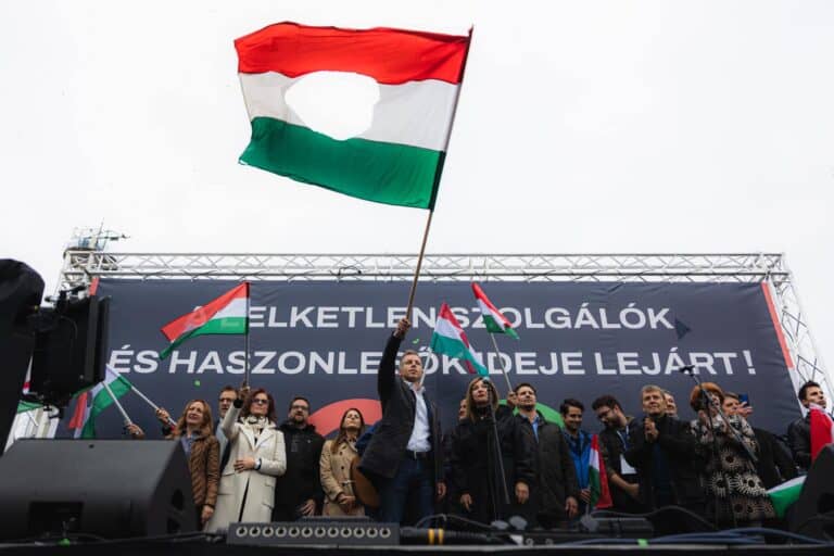 Magyar Péter válasza Deutsch Tamás propagandalevelére: „Rettegnek attól, hogy elveszítik a vagyonukat és börtönbe kerülnek”