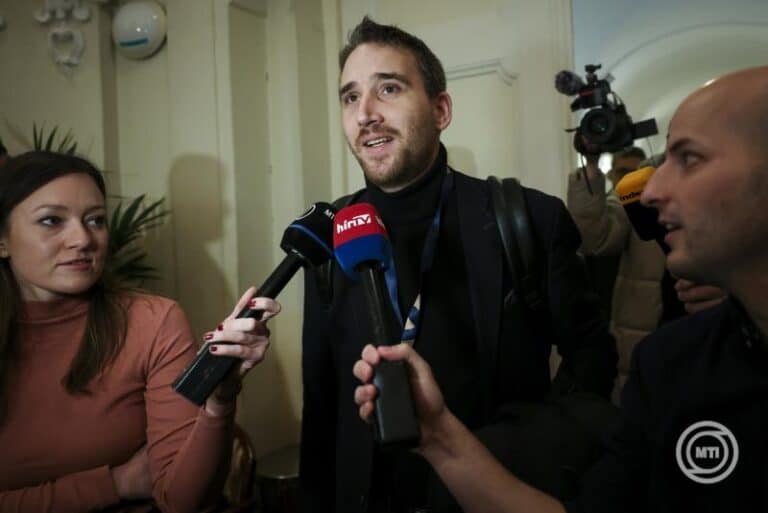 Fővárosi Közgyűlés: elhalasztották a főpolgármester-helyettesekről szóló szavazást