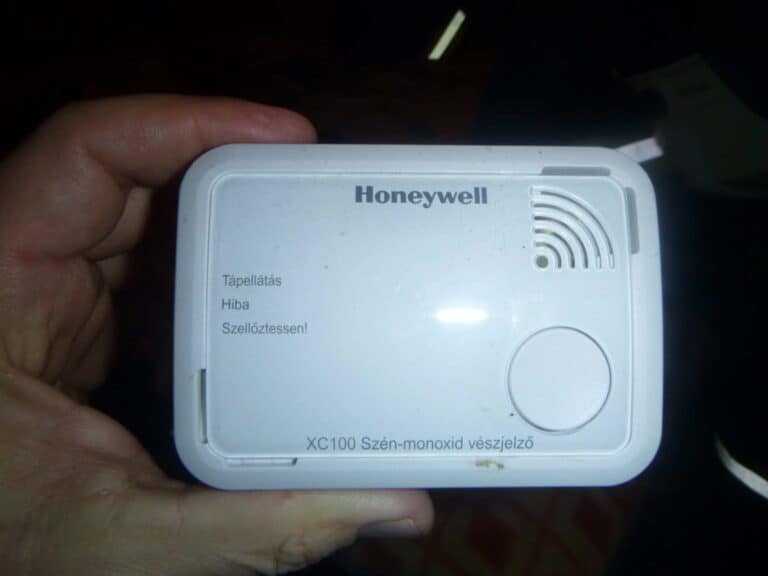 Még időben érkezett a figyelmeztetés, életet mentett az érzékelő Salgótarjánban