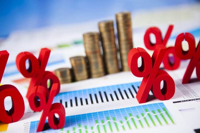 Belenyúl a kormány a 3 százalékos hitel szabályaiba, sok helyen pontosítják a feltételeket