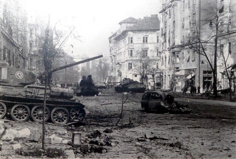 Nemzeti Gyásznap: Szovjet tankok fojtották vérbe a Magyar Forradalmat