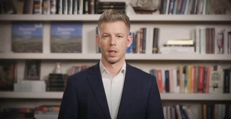 Magyar Péter: Orbán Viktor luxus nyaralása Indiában felháborító, a TISZA új pártfinanszírozási szabályokat javasol