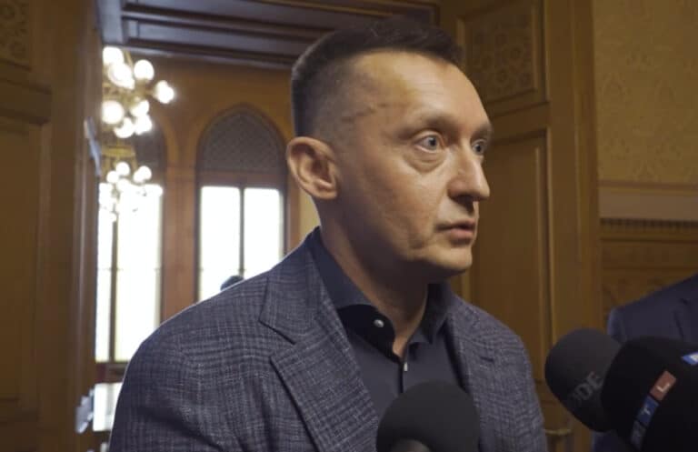 Felpörgött a Rogán-gépezet, sosem látott pénz ment el hirdetési kampányokra