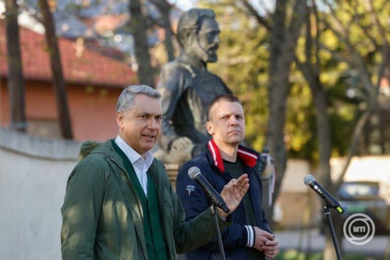 Lázár János: az elmúlt 15 évben sokkal több volt a jó kormányzati döntés, mint a rossz
