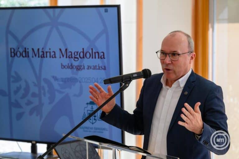 Tízezer zarándokot várnak Veszprémbe Bódi Mária Magdolna boldoggá avatására