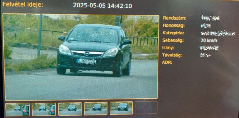 Duplázott a gyorshajtó Salgótarjánban, három perc alatt kétszer futott bele a traffipaxba