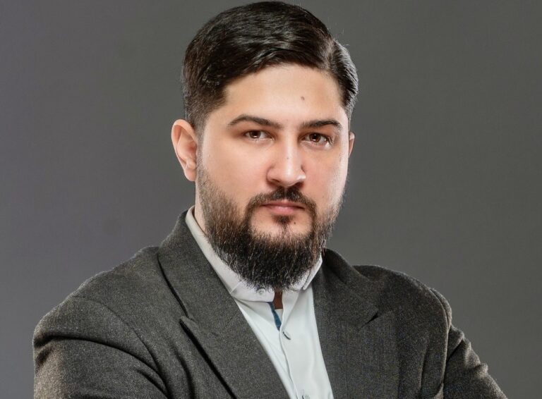 Radics Béla megszólalt: mi történik valójában a Tisza-frakcióban? Magyar Péter és a belső feszültségek árnyékában