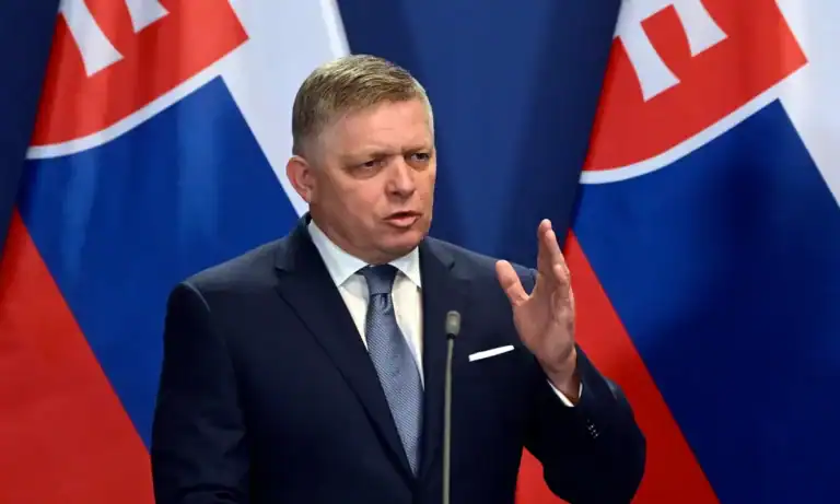 Szlovákia nem blokkolja tovább az oroszok elleni újabb szankciócsomagot