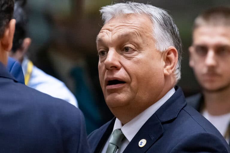 Orbán Viktor: „Ukrajna nem bír magával, Európa már a macskaasztalhoz sem ülhet” – levél a digitális polgároknak