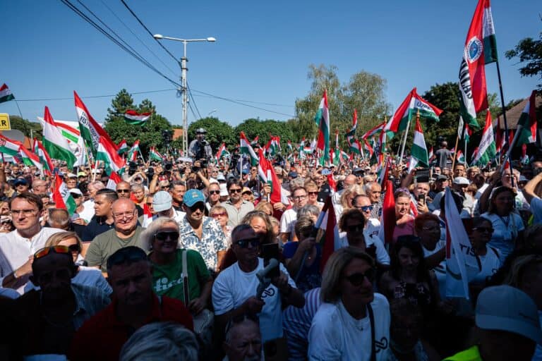 Kötcse győztese Magyar Péter, Orbán inkább megfáradt, külpolitikai szakértőként mutatkozott be