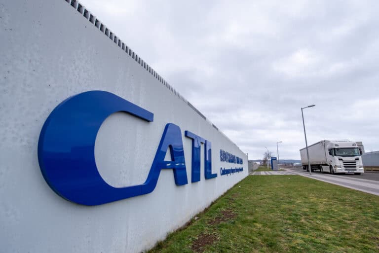 Debreceni akkugyár, ahol súlyos tüneteket tapasztaltak a dolgozók.