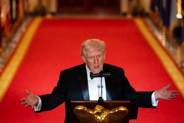 Donald Trump egy nap alatt emelte az importvámokat 10-ről 15 százalékra.